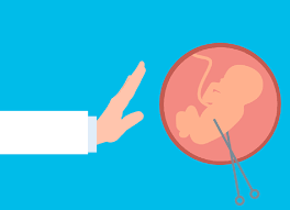 कानुनले अधिकार दिएको सुरक्षित गर्भपतन, व्यवहारमा महिलामाथि अपराधको छाया अझै कायम