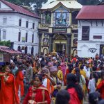 साउन महिनाको अन्तिम सोमबार, पशुपतिनाथमा दर्शनार्थीको घुँइचो